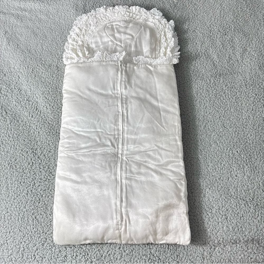 Vintage‎ Luxurious White Baby Sleeping Bag Bunting